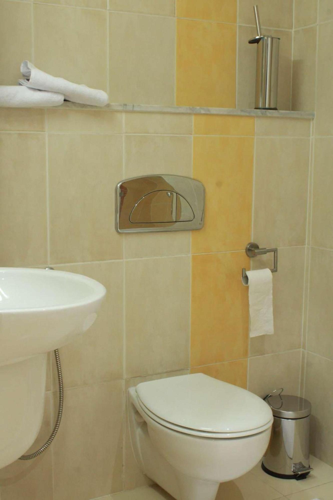 Le Parisien Tunis Hotell Exteriör bild