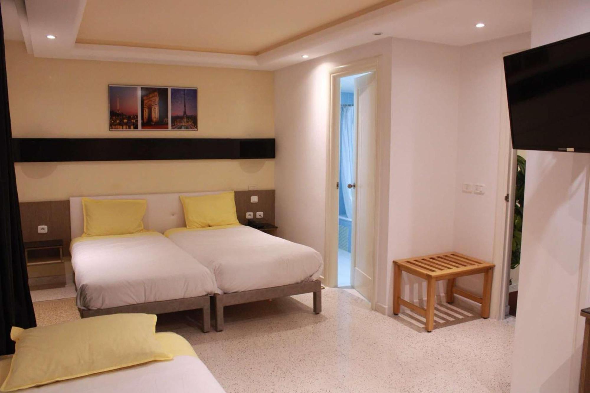 Le Parisien Tunis Hotell Exteriör bild